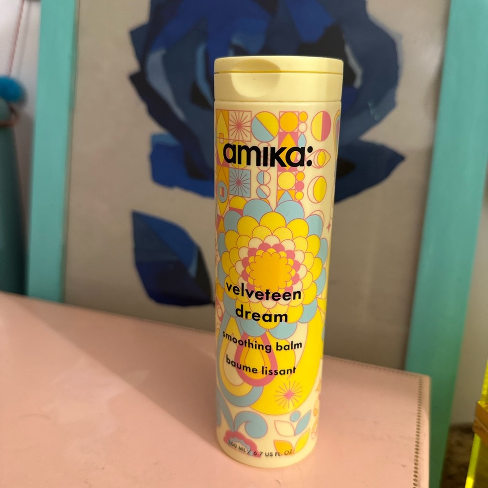Amika Velveteen Dream Smoothing Balm